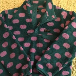 Girls Patagonia pull over hoodie